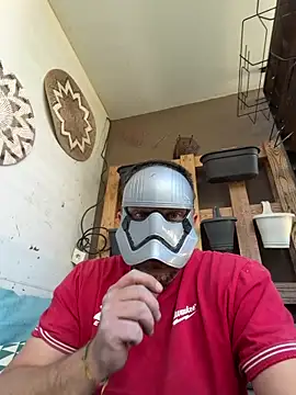 Snapshot of cochontoutmignon chatting on 04.04.26 cochontoutmignon online show from 04.04.26