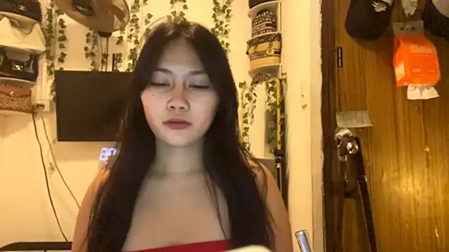 Snapshot of GlindaDejardin chatting on 04.07.26 GlindaDejardin online show from 04.07.26