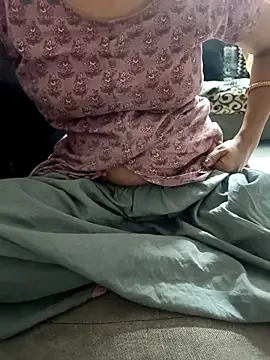 Snapshot of sexybhabhi__ chatting on 04.16.26 sexybhabhi online show from 04.16.26