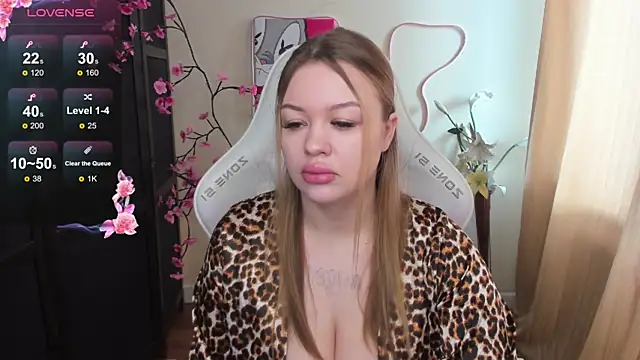 AmeliePeach online show from 05.17.26