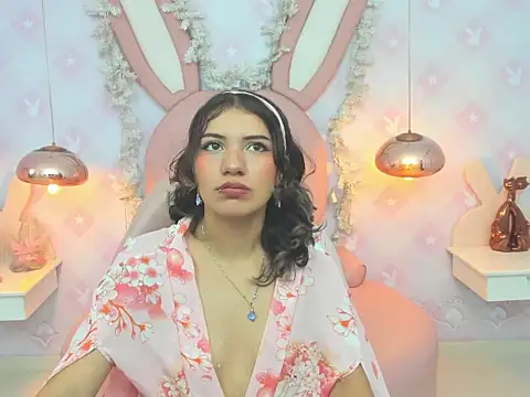 Miia Desire online show from 04.14.26