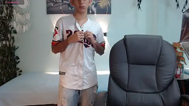 Snapshot of billy_wild chatting on 04.21.26 billy wild online show from 04.21.26