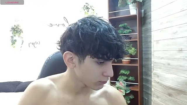 Snapshot of billy_wild chatting on 04.23.26 billy wild online show from 04.23.26