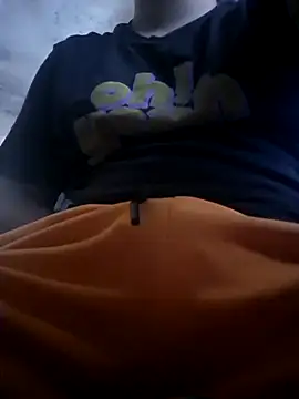 Snapshot of tobiasraimundo1 chatting on 04.04.26 tobiasraimundo1 online show from 04.04.26