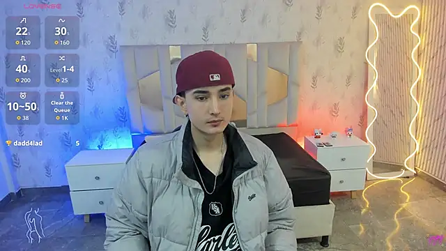 Snapshot of Eidan_tay chatting on 05.10.26 Eidan tay online show from 05.10.26