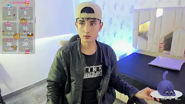 Snapshot of Eidan_tay chatting on 05.28.26 Eidan tay online show from 05.28.26