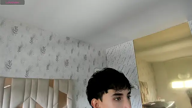 Snapshot of Eidan_tay chatting on 05.30.26 Eidan tay online show from 05.30.26