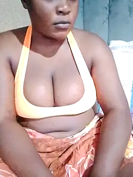 Snapshot of sexygiver3 chatting on 04.16.26 sexygiver3 online show from 04.16.26