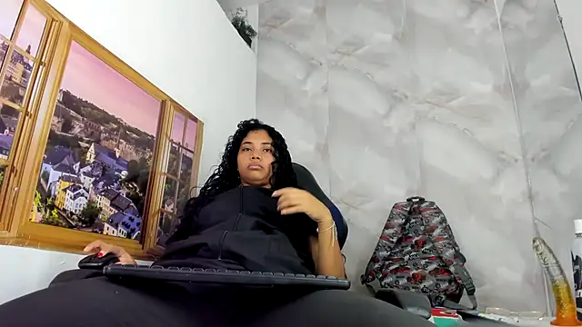 EllyBloom online show from 06.18.26