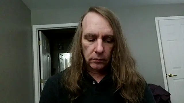 Snapshot of Magnus_Luv chatting on 06.21.26 Magnus Luv online show from 06.21.26