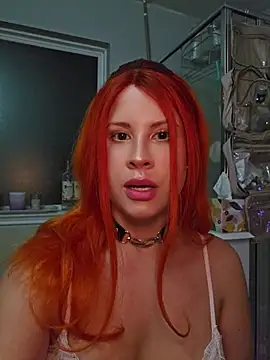 ItsAuroraBorealis online show from 06.25.26