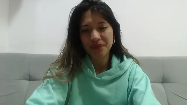 Snapshot of hannajonnes1 chatting on 04.10.26 hannajonnes1 online show from 04.10.26