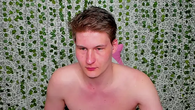 Snapshot of _Srifi_ chatting on 04.05.26 Srifi online show from 04.05.26