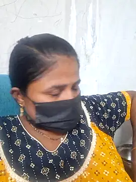Snapshot of geetha2269 chatting on 05.28.26 geetha2269 online show from 05.28.26