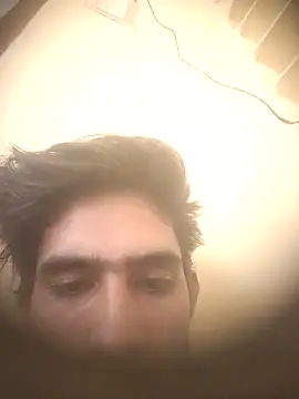 Snapshot of iztentacion chatting on 04.05.26 iztentacion online show from 04.05.26