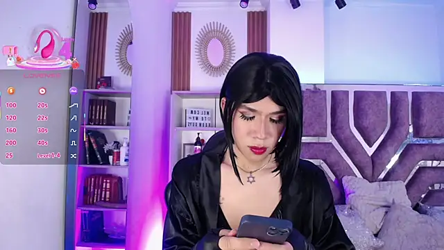 Snapshot of Eva__Walker chatting on 05.28.26 Eva Walker online show from 05.28.26