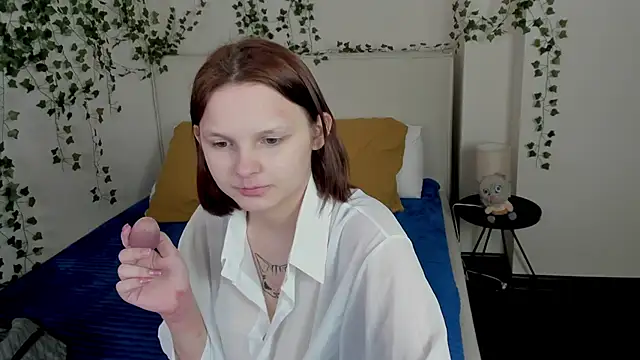 Snapshot of Charlotte_Stee chatting on 04.24.26 Charlotte Stee online show from 04.24.26