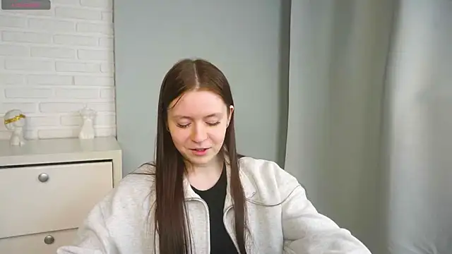 Snapshot of AngelaPratt chatting on 04.14.26 AngelaPratt online show from 04.14.26