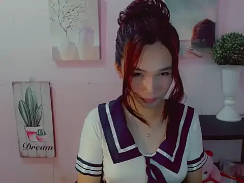 Snapshot of Mystic_haraxx chatting on 06.25.26 Mystic haraxx online show from 06.25.26