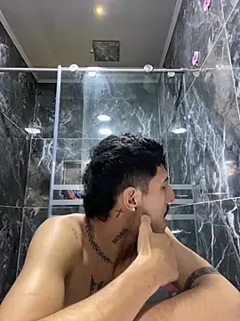 ALEXXXTREM69 online show from 05.18.26