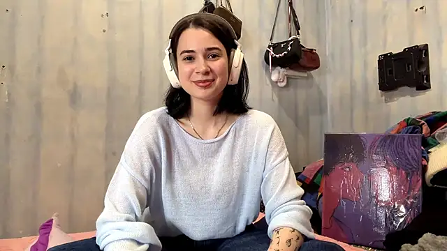 Snapshot of LanoraBilecki chatting on 04.09.26 LanoraBilecki online show from 04.09.26