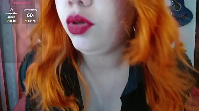 Snapshot of Srta_saraa chatting on 06.19.26 Srta saraa online show from 06.19.26
