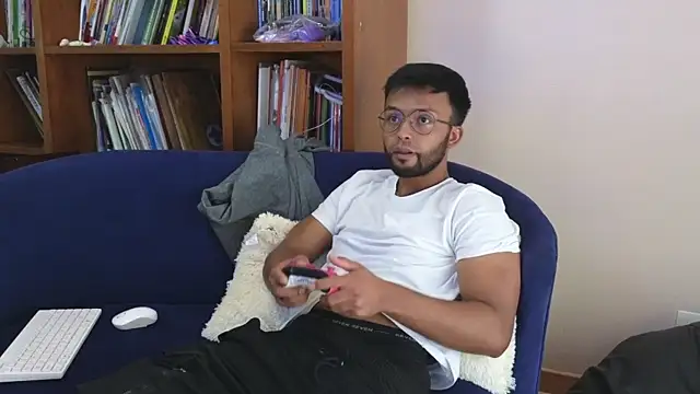 bbctoptwink online show from 04.06.26