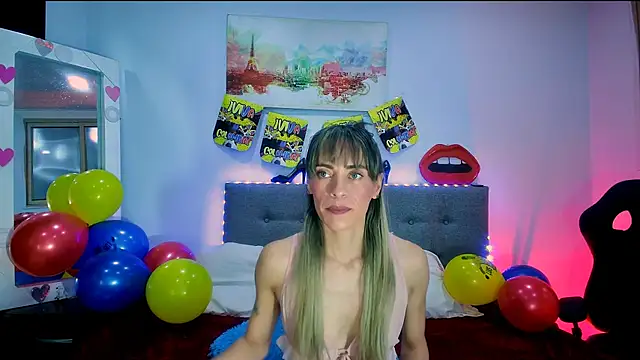 Snapshot of Lorena_sweet33 chatting on 06.17.26 Lorena sweet33 online show from 06.17.26