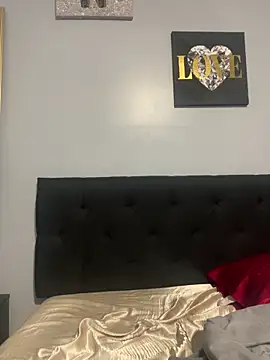 amberchill26 online show from 05.14.26