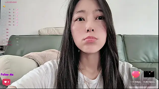 Snapshot of MMYIOO chatting on 04.08.26 MMYIOO online show from 04.08.26