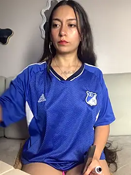 Snapshot of DulceLatinaxo chatting on 04.16.26 DulceLatinaxo online show from 04.16.26