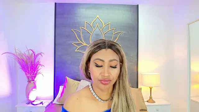 Snapshot of Kiara_Parker_ chatting on 05.19.26 Kiara Parker online show from 05.19.26