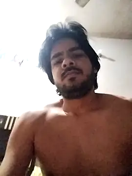 Snapshot of honey8285 chatting on 04.15.26 honey8285 online show from 04.15.26