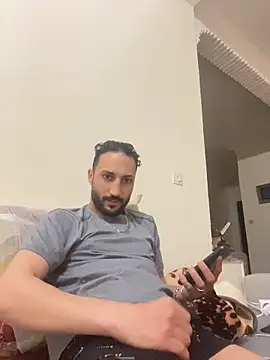 Snapshot of legende59 chatting on 04.18.26 legende59 online show from 04.18.26