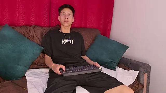 Snapshot of Samael_oa chatting on 04.06.26 Samael oa online show from 04.06.26