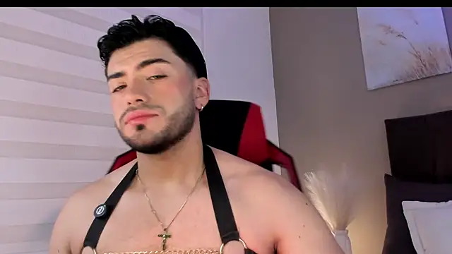 Snapshot of Alexander_Diazz chatting on 04.14.26 Alexander Diazz online show from 04.14.26