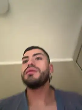 Snapshot of Alexander_Diazz chatting on 05.29.26 Alexander Diazz online show from 05.29.26