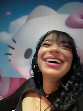 Snapshot of Sasha-firee chatting on 04.28.26 Sasha-firee online show from 04.28.26