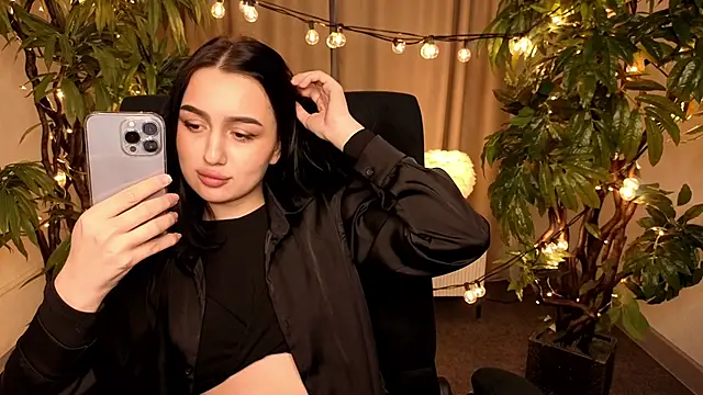 Snapshot of MargaretParker chatting on 04.10.26 MargaretParker online show from 04.10.26