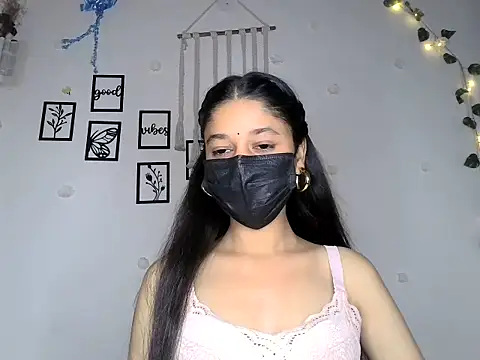 Snapshot of HOT_SNEHA4 chatting on 05.21.26 HOT SNEHA4 online show from 05.21.26