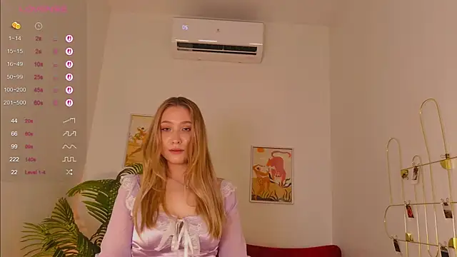 Snapshot of Emilicious chatting on 05.19.26 Emilicious online show from 05.19.26