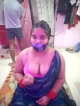 Snapshot of SEXY-COUPLE23 chatting on 04.08.26 SEXY-COUPLE23 online show from 04.08.26