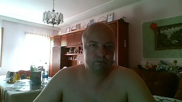 Snapshot of Luceriusbigass chatting on 06.20.26 Luceriusbigass online show from 06.20.26