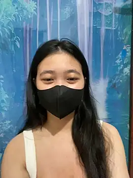 Thao Phuong online show from 04.08.26