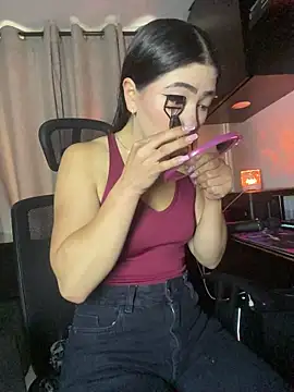 AMBERBUNNY  online show from 06.25.26