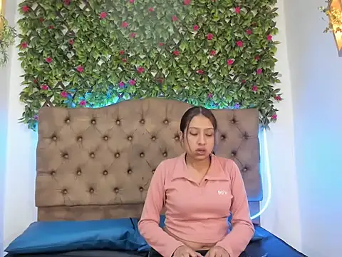 Sofiia  Cute1 online show from 04.20.26