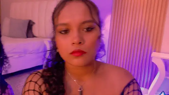 Snapshot of ValeriaJolie chatting on 04.10.26 ValeriaJolie online show from 04.10.26