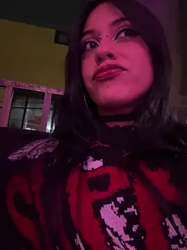 Snapshot of Kattze_ chatting on 04.18.26 Kattze online show from 04.18.26