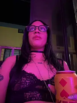 Snapshot of Kattze_ chatting on 05.06.26 Kattze online show from 05.06.26