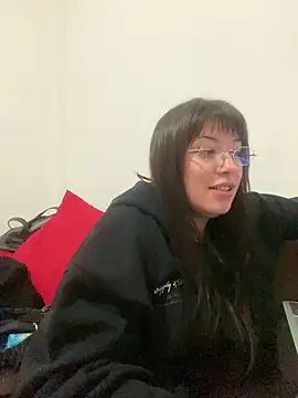Snapshot of cherryxxox chatting on 06.12.26 cherryxxox online show from 06.12.26